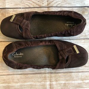 Clark’s Artisan 9.5M brown loafers/dress shoes